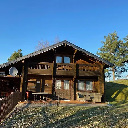Ferienhaus In Meiserich Mit Grill, Terrasse Und Garten *