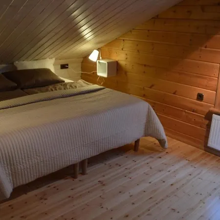 Ferienhaus In Meiserich Mit Grill, Terrasse Und Garten Prázdninový dům