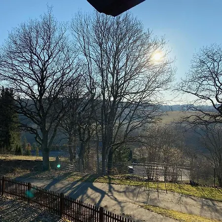Ferienhaus In Meiserich Mit Grill, Terrasse Und Garten